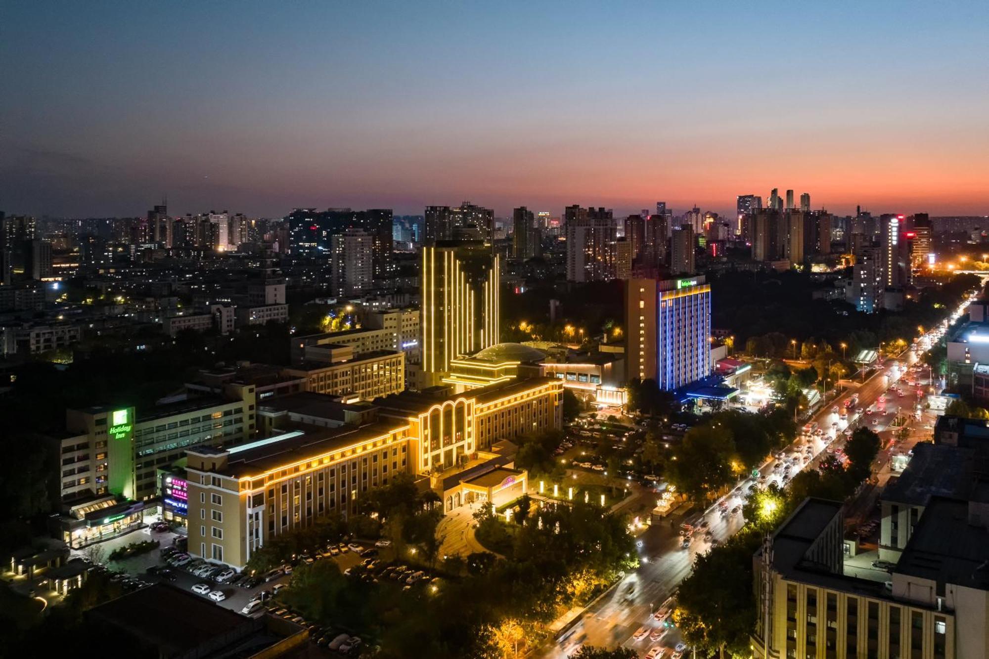 Holiday Inn Express Zhengzhou Zhongzhou By Ihg Eksteriør billede