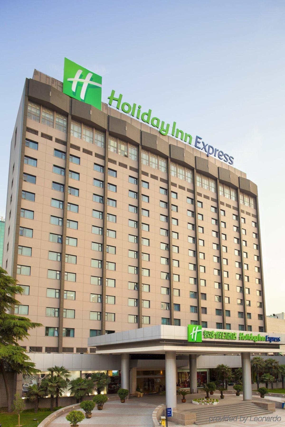 Holiday Inn Express Zhengzhou Zhongzhou By Ihg Eksteriør billede